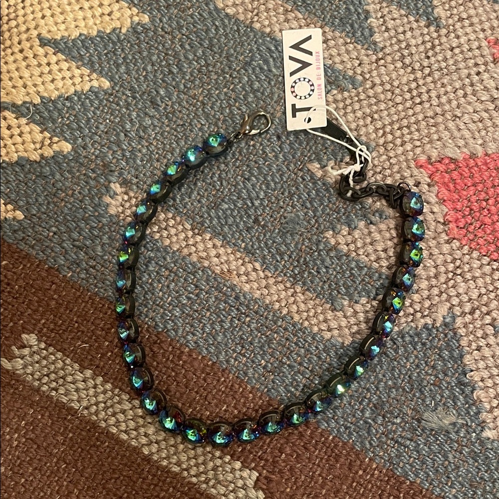 Tova necklace